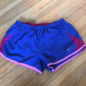 NIKE RUNNING SHORTS